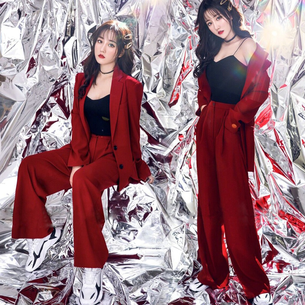 影樓寫真主題2021新款個人形象照服裝女士西裝雜誌封面拍照便裝 蝦皮購物