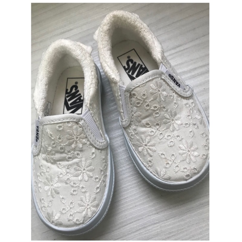 VANS slip on 白色蕾絲雕花 童鞋 懶人鞋  15公分