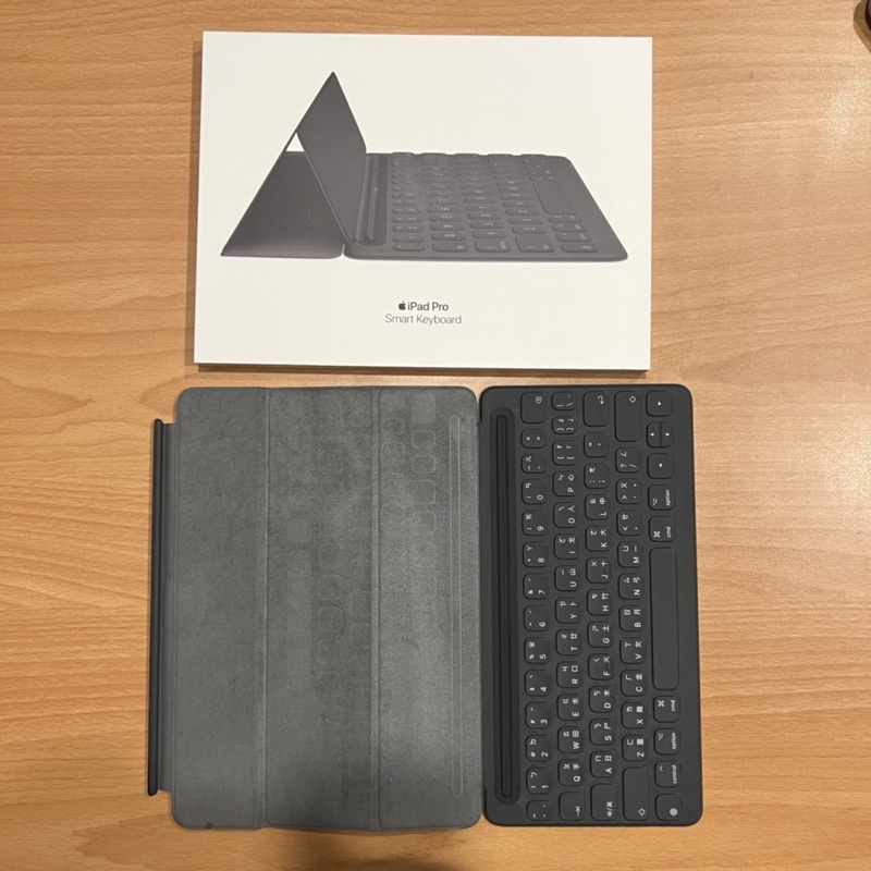 A1829 iPad pro(10.5寸）smart  keyboard 鍵盤