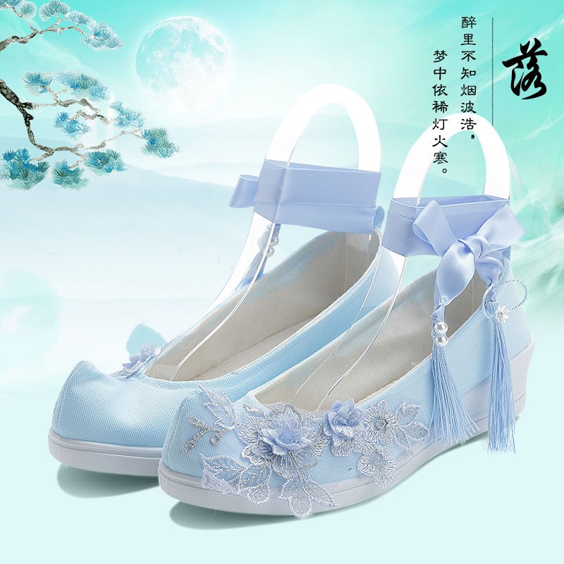 原創古裝翹頭弓鞋搭配淡雅漢服鞋子女古風民族坡跟內增高帆布鞋子大小姐 | BeeCost