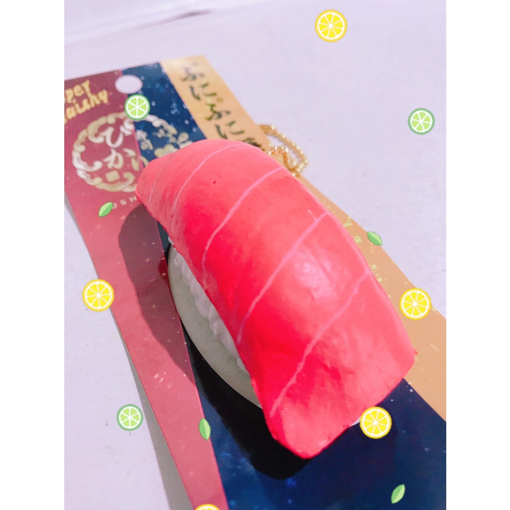 筑筑大百貨madge0521(小吊飾7)日本正版 squishy 壽司 捏壽司 生魚片 仿真食物吊飾抒壓生日禮物交換禮物