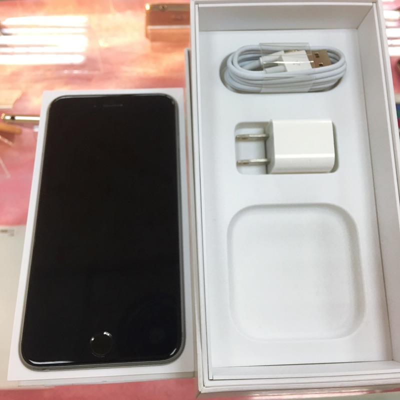Apple iPhone 6 Plus 64GB～盒裝配件九成新