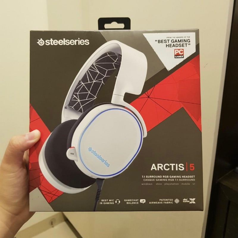 arctis 5 white