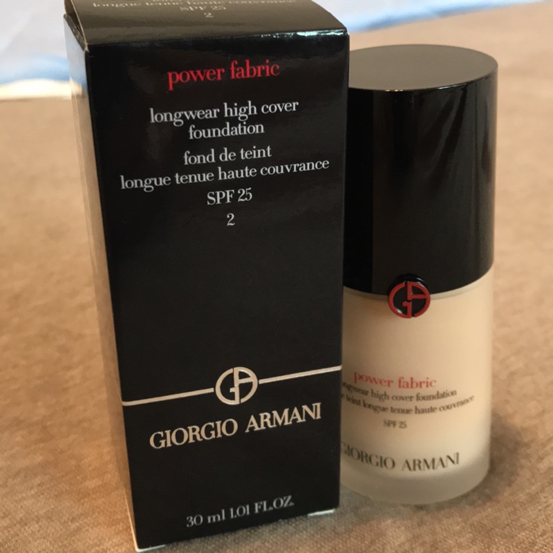 Giorgio Armani 完美絲絨水慕斯粉底