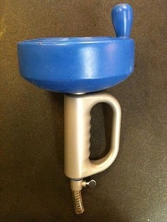 正臺灣製 毛髮水管疏通器 清管器 手搖通管器 30臺尺（9公尺） 通流理臺 通落水口 通排水口 管必靈