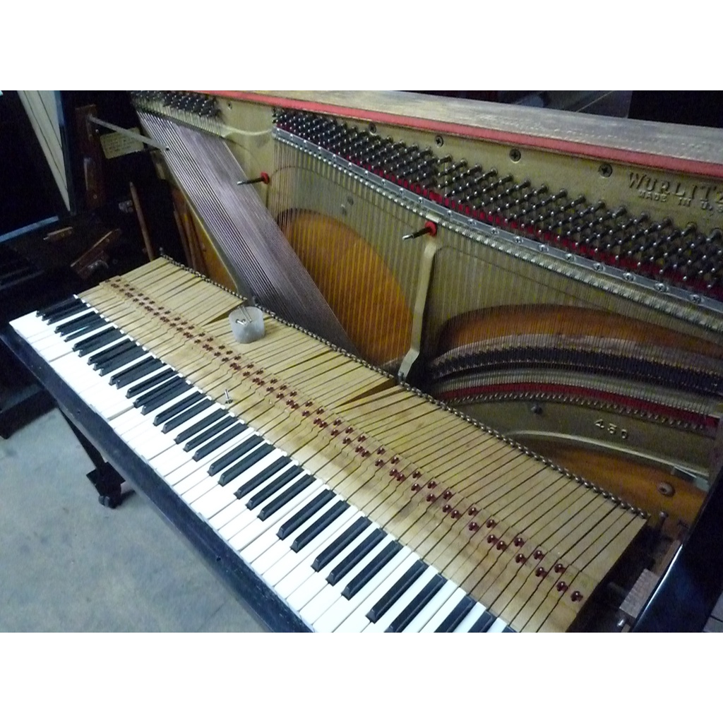 YAMAHA 山葉. KAWAI 河合 中古鋼琴高價回收 鋼琴回收，讓二手琴可以獲待第二生命吧！0909027391