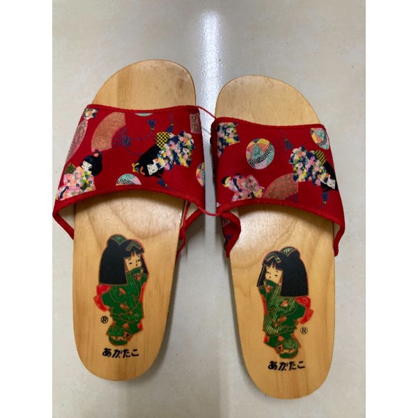 少女與女孩兒的日式木屐鞋