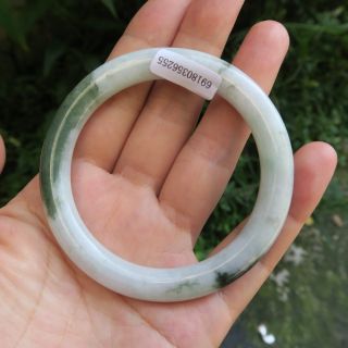 緬甸玉手鐲玉石 飄油青色 糯種 細圓骨鐲 內徑53.5mm 國際圍16.7號 天然翡翠A貨附証書 現貨在臺北市