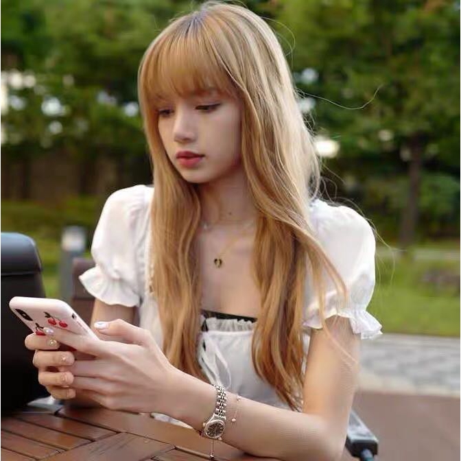 Blackpink Lisa明星同款韓國白色復古氣質甜美小性感蕾絲方領短版露肚收腰木耳邊襯衫女生娃娃衫上衣韓妞必備