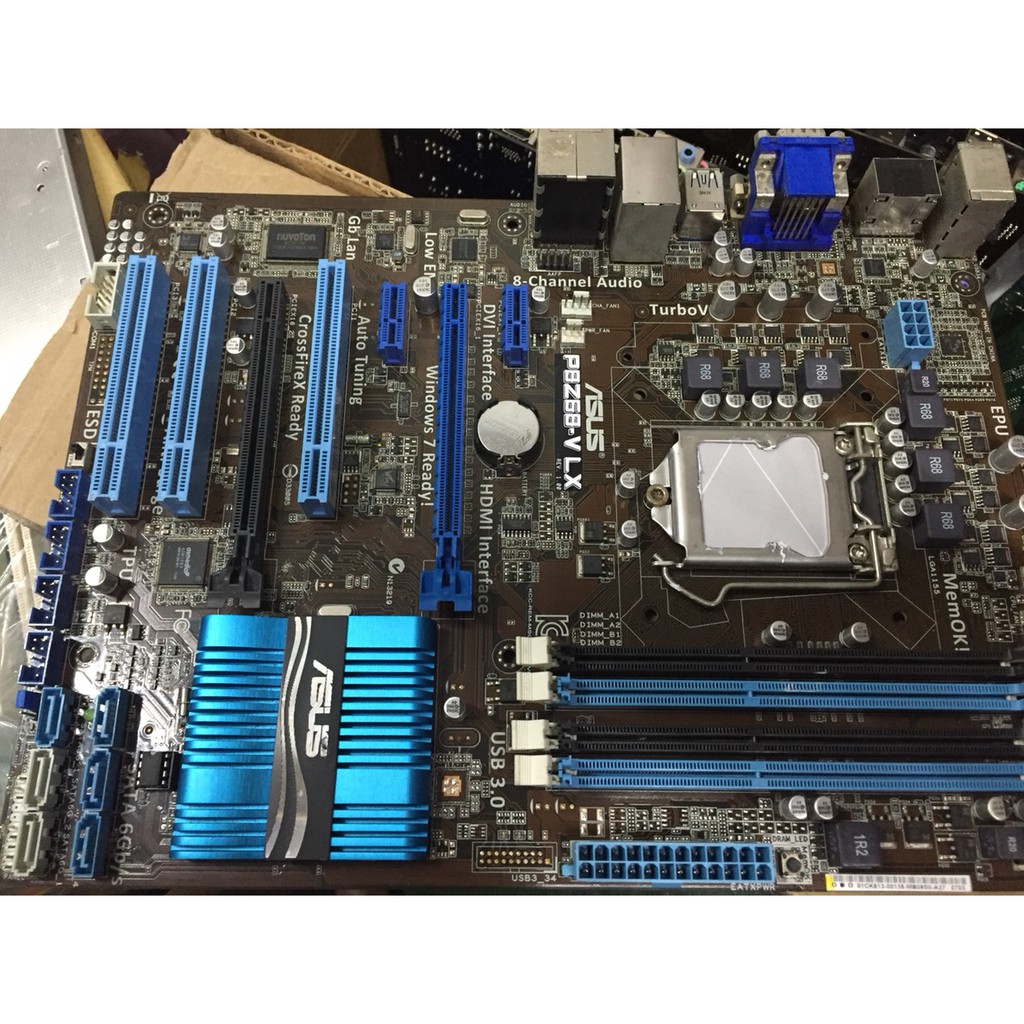 華碩 1155 主機板 ASUS P8Z68-V LX 支援 usb3.0 DDR3 x 4 i7-3770K