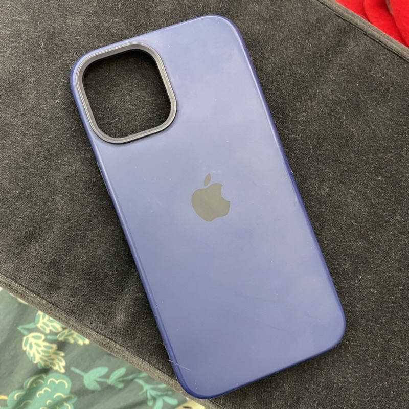 iphone 12 pro max 正版磁吸手機殼 海軍藍 mega safe購於信義蘋果專賣店