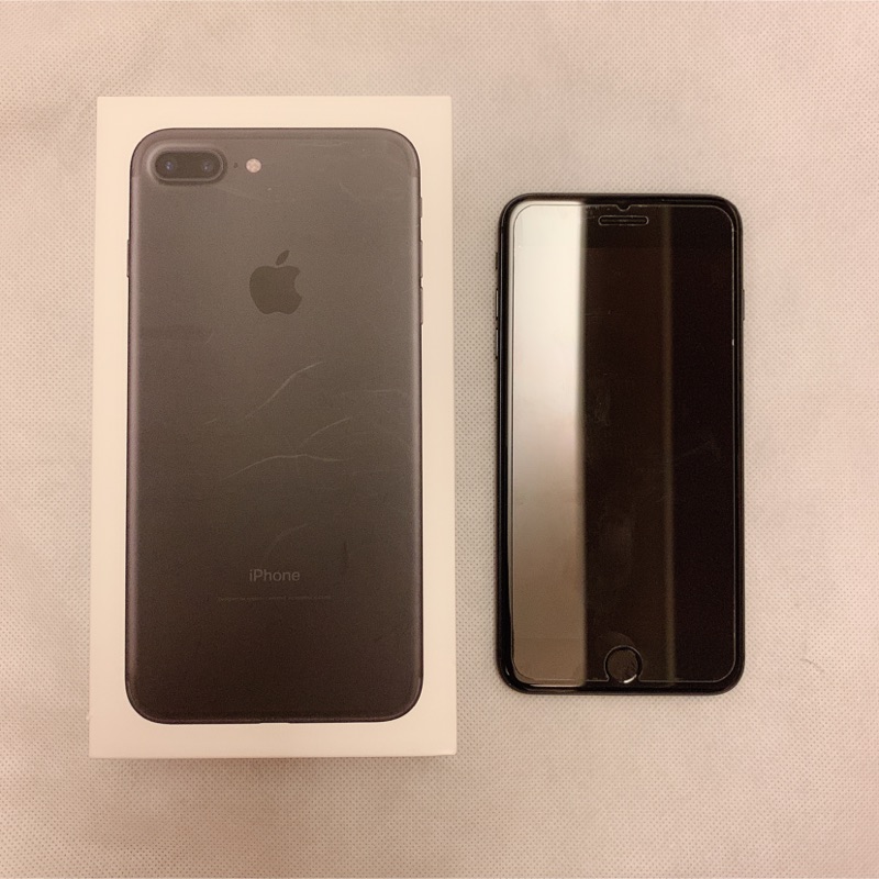 iPhone7plus 5.5吋 128G 二手空機 霧黑 外觀9.7成新 全新氣囊殼+3張玻璃保貼
