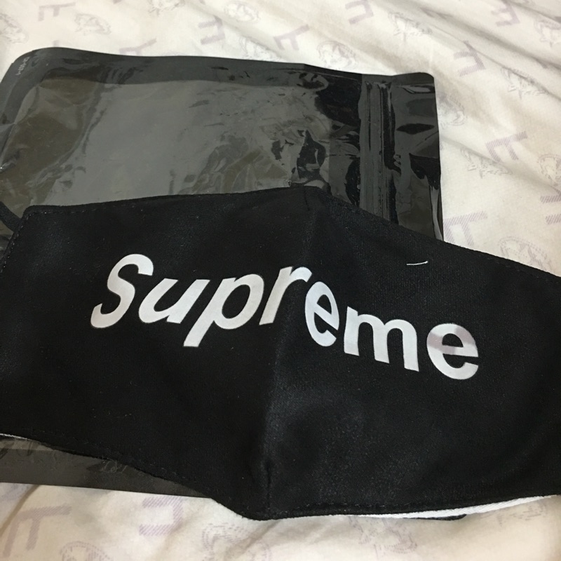 Supreme 口罩