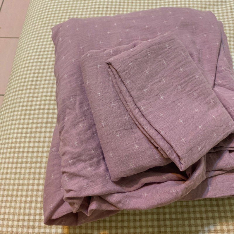 （已客訂勿下標）（二手）翔仔居家床包 + 枕套-單人 / 色織雙層紗 / 十字淺紫