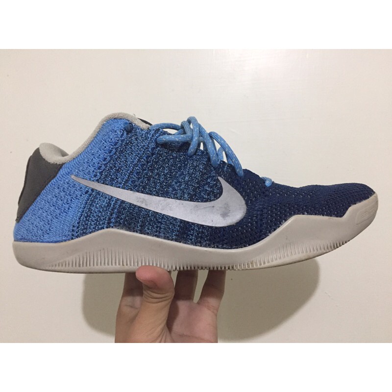 Kobe 11 勇氣藍