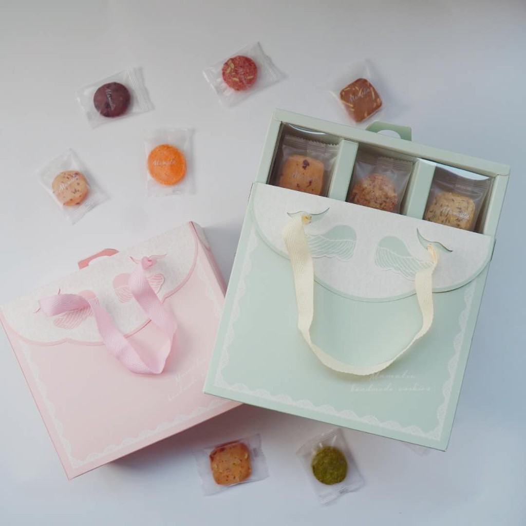 [ 媽咪里啦手工餅乾 ] 彌月禮盒 滿月禮 客製化寶寶卡