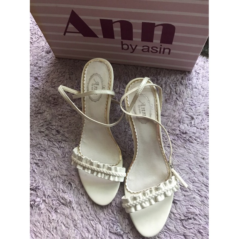 Ann by asin專櫃女鞋 小坡跟白色涼鞋38號