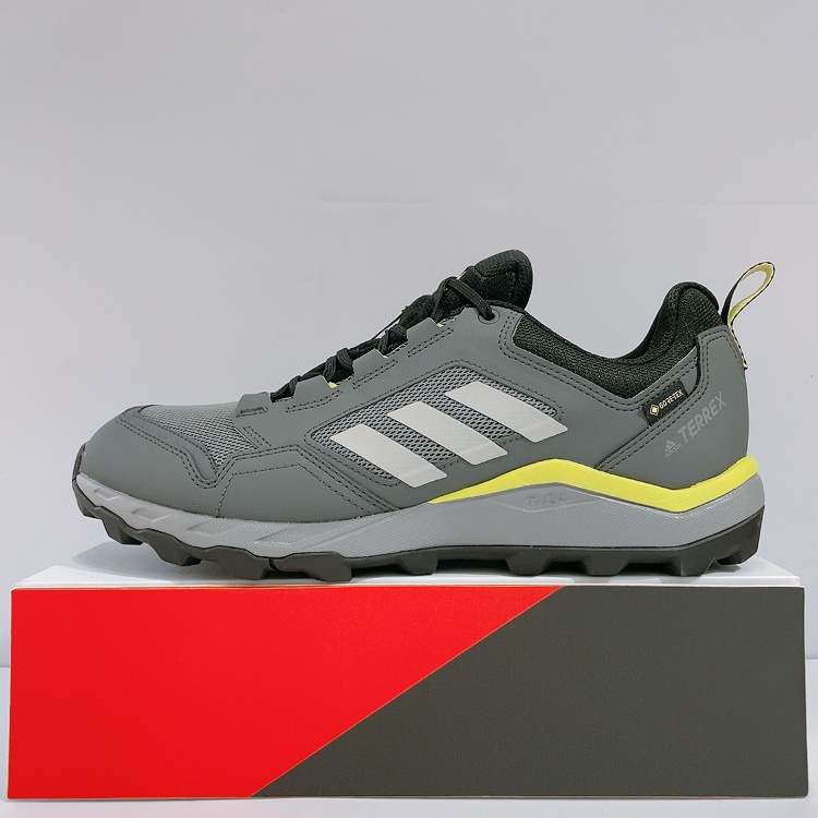 Terrex tracerocker deals gtx adidas