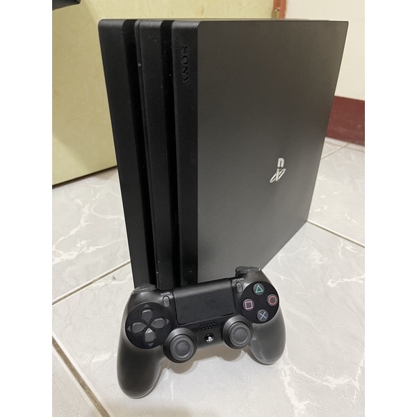 【優先面交】Sony PS4 Pro 7218B 1T 二手 可桃園或鶯歌火車站 面交