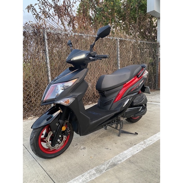18年sym Jet S 125cc 雙碟高雄岡山二手中古機車可協辦低利分期 蝦皮購物