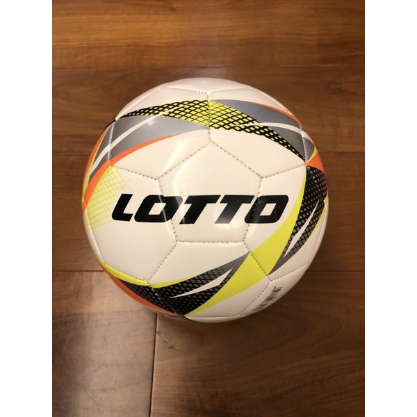 Lotto B2 Tacto 500 低彈跳 足球 4號球 二手