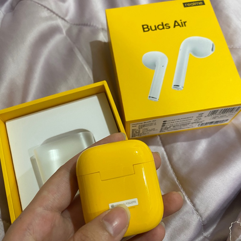 （二手九成新）realme buds air藍牙耳機 - 黃