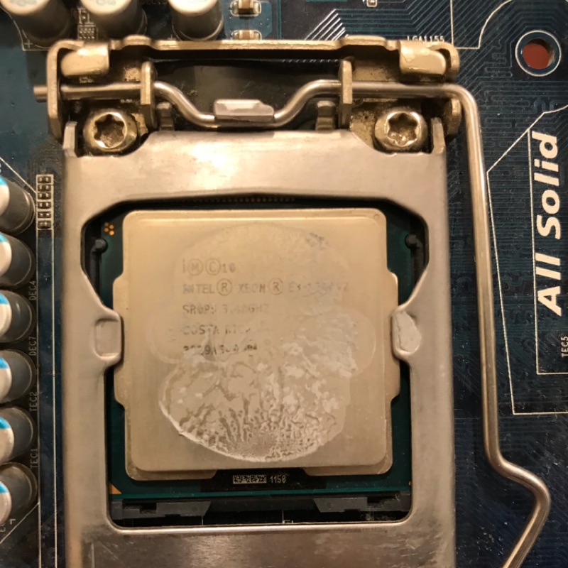 Intel Xeon E3-1240 V2 ，GIGABYTE GA-B75M-D3V