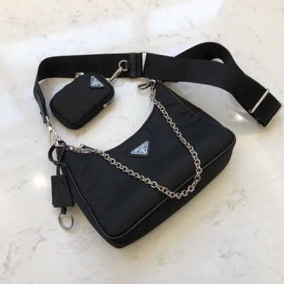 prada hobo 3in1