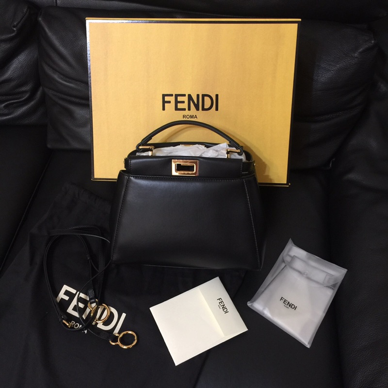 英國免稅店購入 FENDI mini Peekaboo *附購買證明