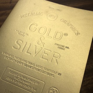 Gold & Silver: Metallic Graphics 金屬質感平面設計 二手平面設計書