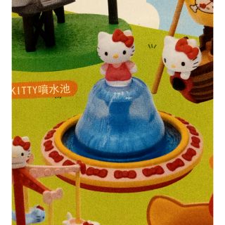 Hello Kitty 噴水池造型公仔