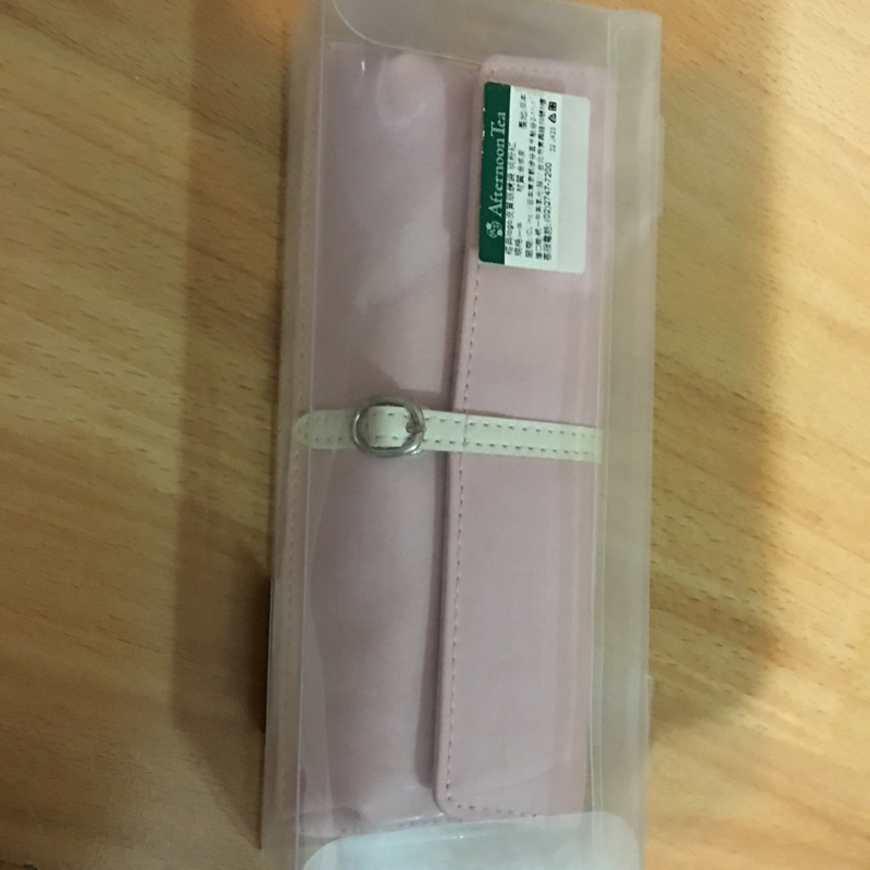 粉紅小型眼鏡盒