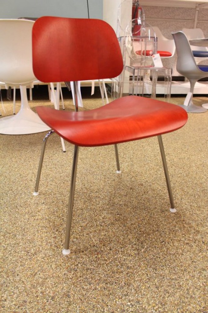 [現貨．真品] Herman Miller Eames DCM Stain 紅色 梣木 鐵腳 2014年