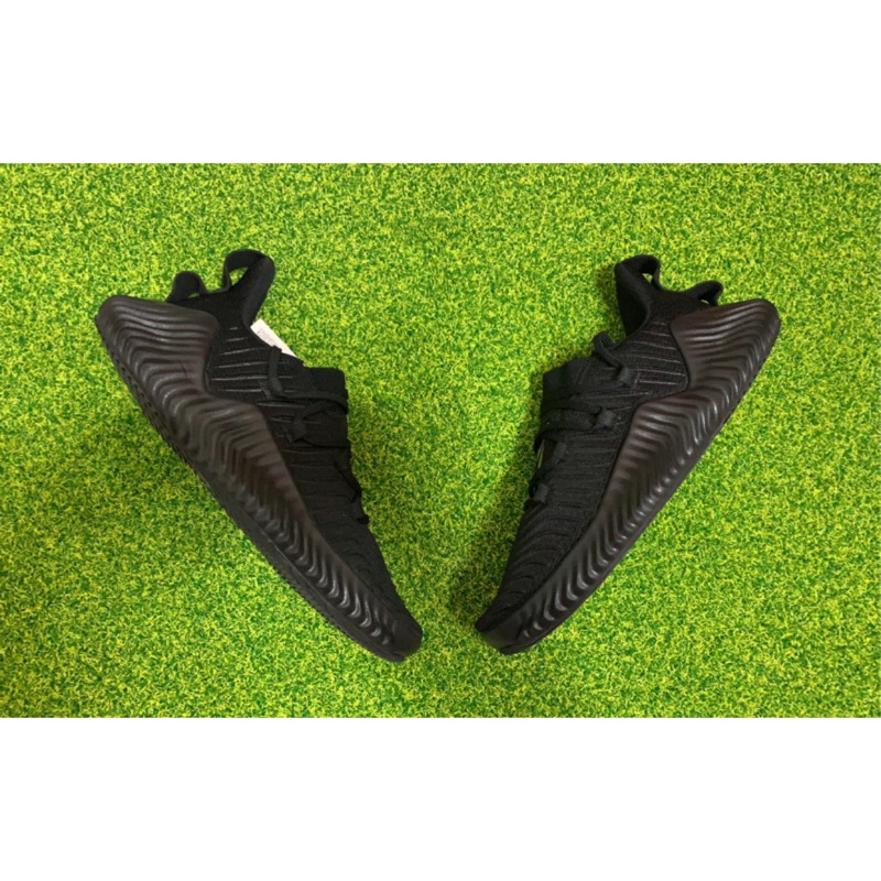 aq0609 adidas