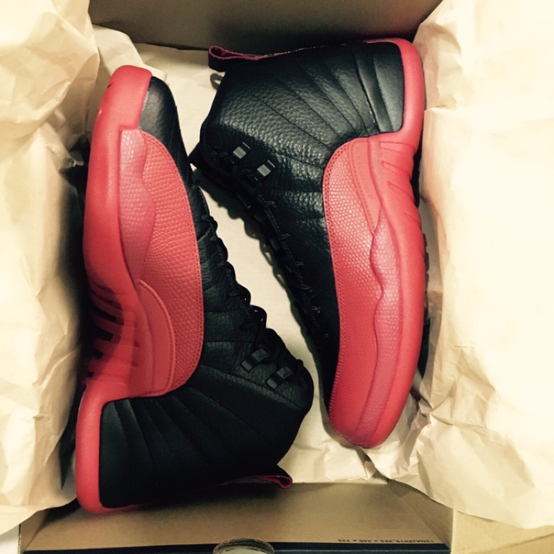 Nike Jordan 12代 黑紅 bred