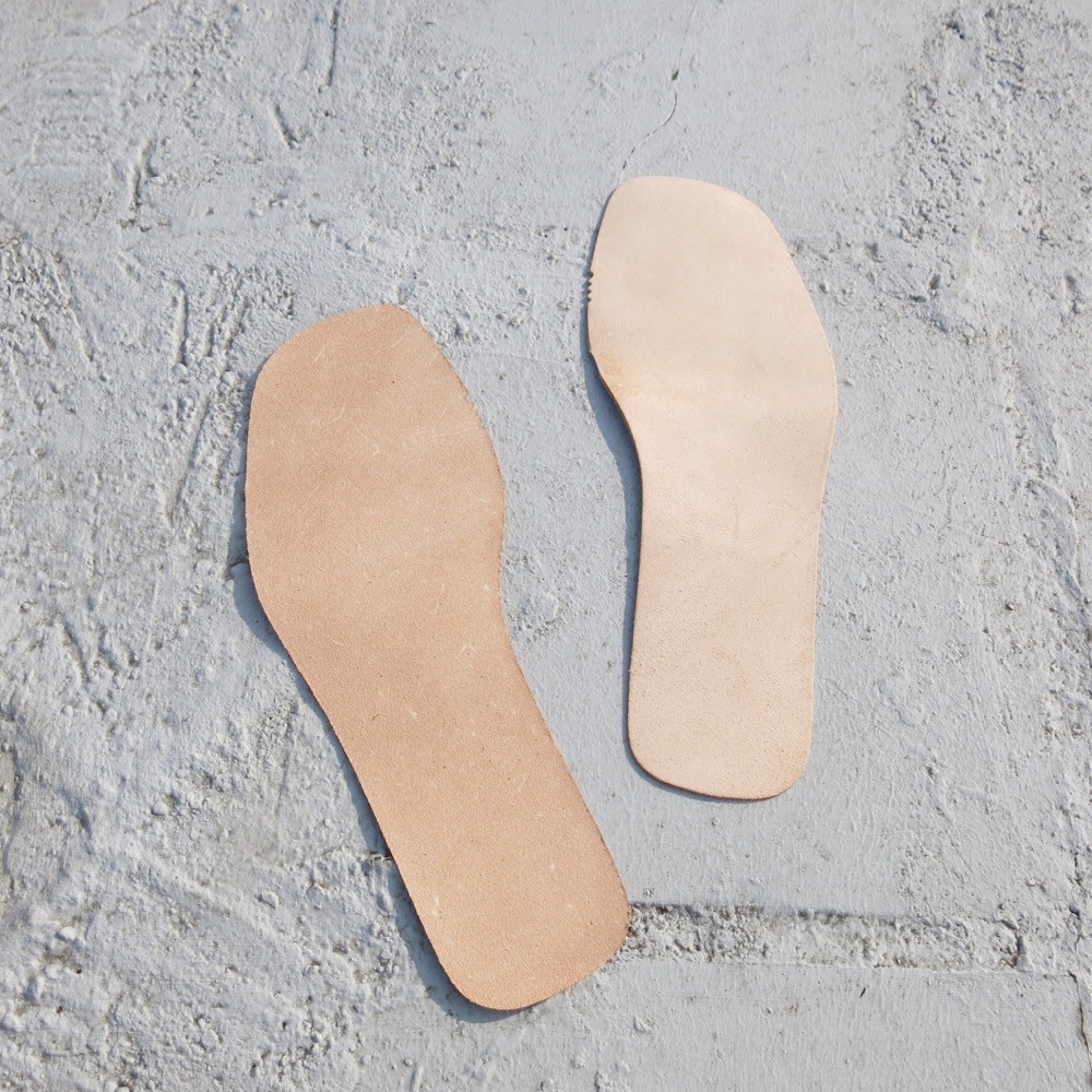 （買1雙送1雙）吸濕透氣真皮鞋墊  --原色植鞣二層牛皮製作  【J.O.P皮件工作室】