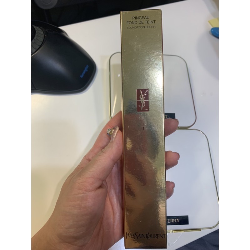 YSL Foundation brush 粉底刷