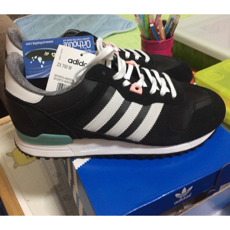 adidas originals zx700 w 全新 23.5