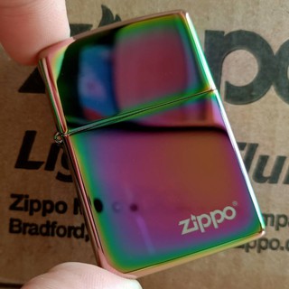 【現貨】美國 Zippo 打火機 正品 光譜幻彩鏡面拋光 (型號151ZL)