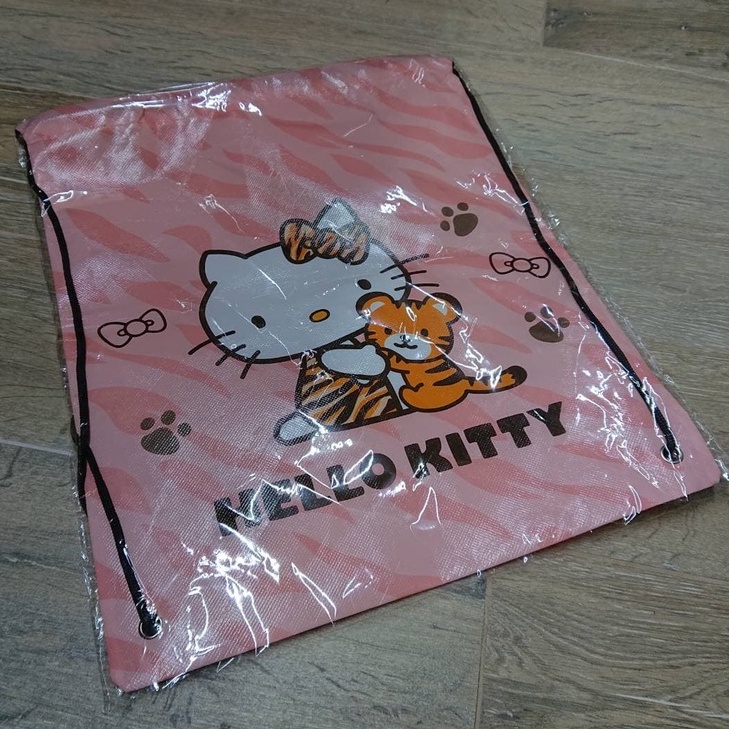 &lt;全新&gt;Hello Kitty雙繩環保不織布伸縮背包