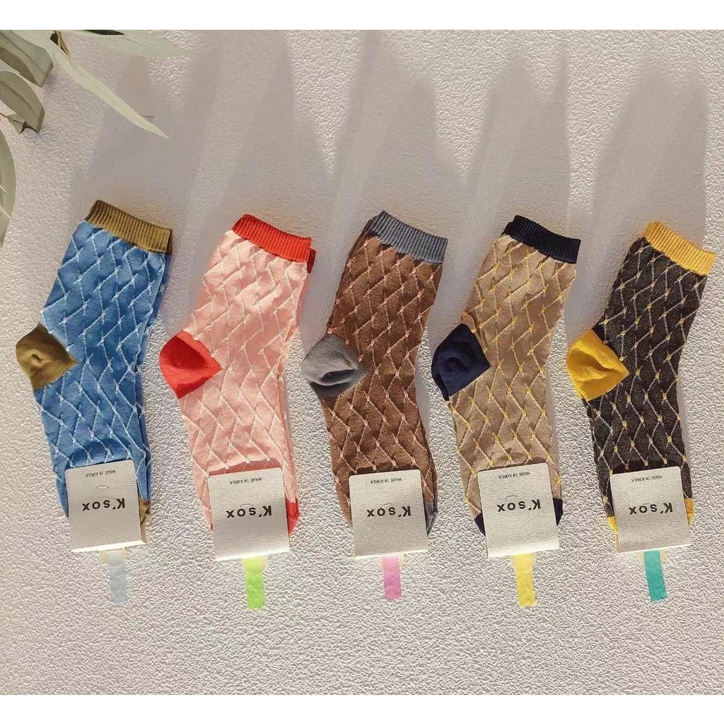 FLORA正韓代購&lt;&lt;現貨&gt;&gt; 快速出貨  中筒襪 潮襪 復古格子襪  素色格子襪子 復古風格 韓國製造