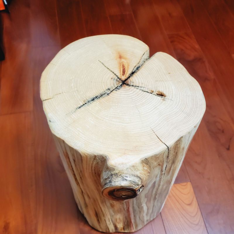 ☆後山爸檜木原木手作坊☆台灣一級木黃檜（扁柏）HINOKI原木柱凳A，整根奇木天然造型超美，未封底讓原木迷人檸檬香氣四溢 蝦皮購物