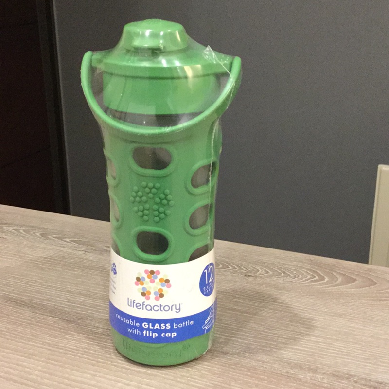美國唯樂Lifefactory繽紛彩色玻璃水瓶（瓶口、吸嘴、草綠色）超適合小孩或開車使用！！