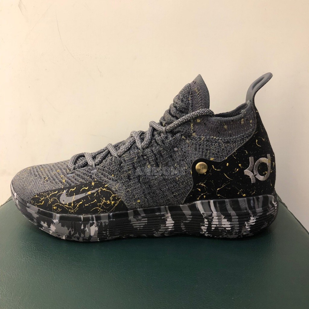 black and gold kd 11