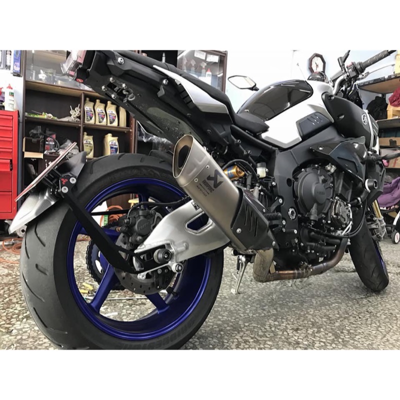 【友得國際精品】YAMAHA MT10後土除支架 大牌下移 方向燈支架