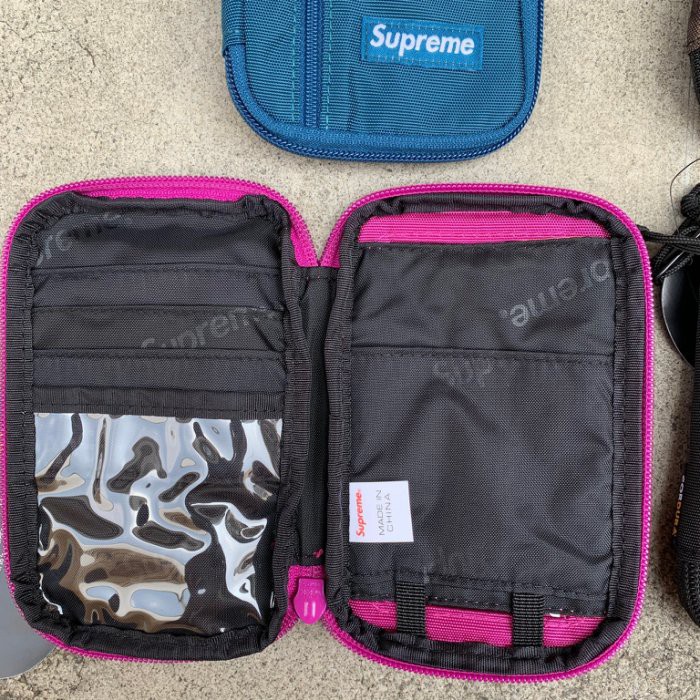 supreme fw19 small zip pouch