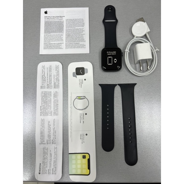 售 Apple Watch s5 GPS 44mm黑色(電池健康度92%）