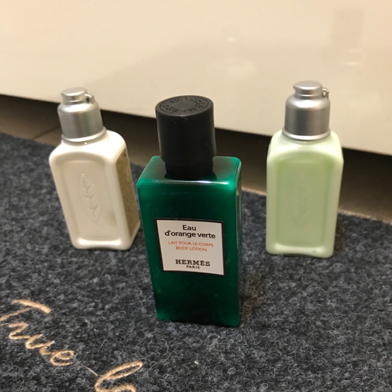 歐舒丹 HERMES 護手霜 馬鞭草 洗沐旅行組  愛馬仕 橘綠之泉 浴巾 40ml 身體乳