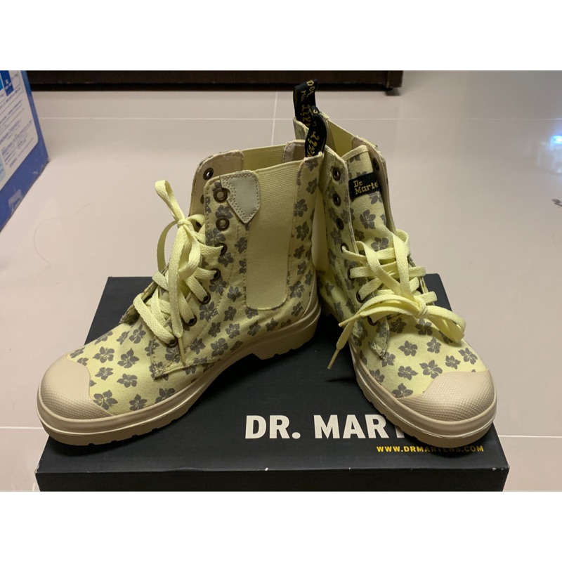 全新Dr. Martens高筒帆布鞋