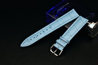 24mm~非swiss,紳士,水鑽錶必備,鱷魚皮紋錶帶,不鏽鋼製錶扣~~淡藍色